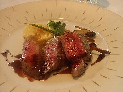 お肉料理